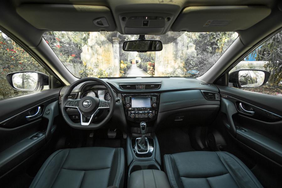 Торпедо Nissan X-Trail 2017 года  (LA) (фото 36 из 37)